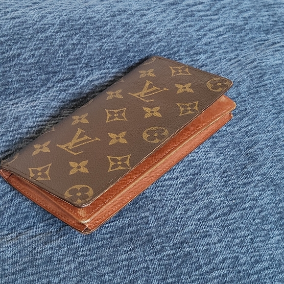 Louis Vuitton Monogram Canvas Brazza Long Wallet - Picture 4 of 11